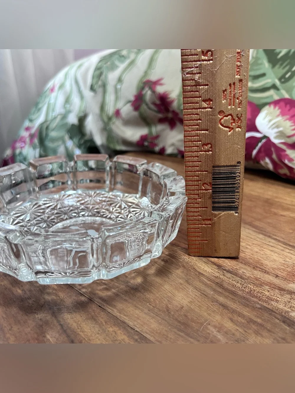 Camel Clear Glass Ashtray 90’s Starburst Pattern Heavy